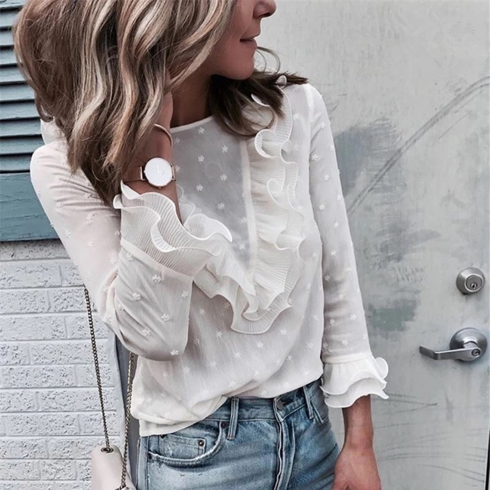 NWT trendy White Ruffle Detail Blouse